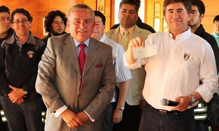Saldaron deuda con bomberos de Puerto Varas