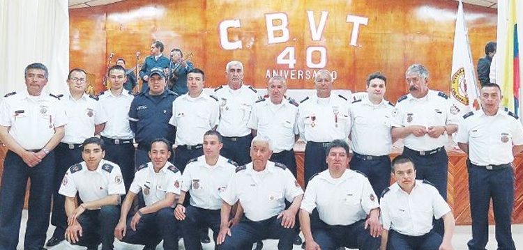 Bomberos celebraron 40 años de labores