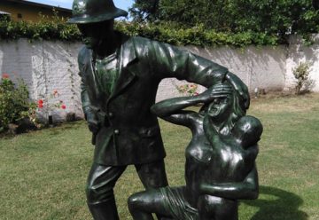 Restauran la histórica escultura de los Bomberos