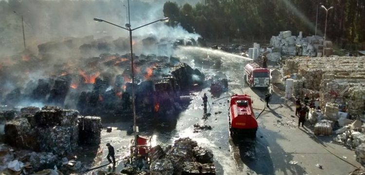Bomberos controlaron incendio en papelera de Tornquist