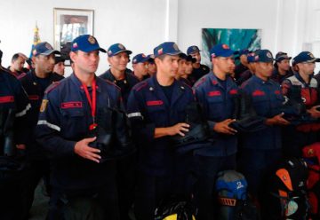 Venezuela envió 80 bomberos para colaborar en Chile