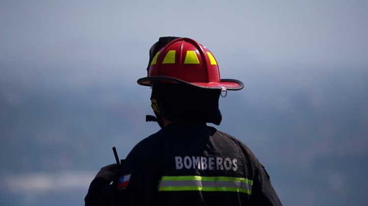 Proyecto que permitiría a Bomberos recibir chequeos médicos gratuitos