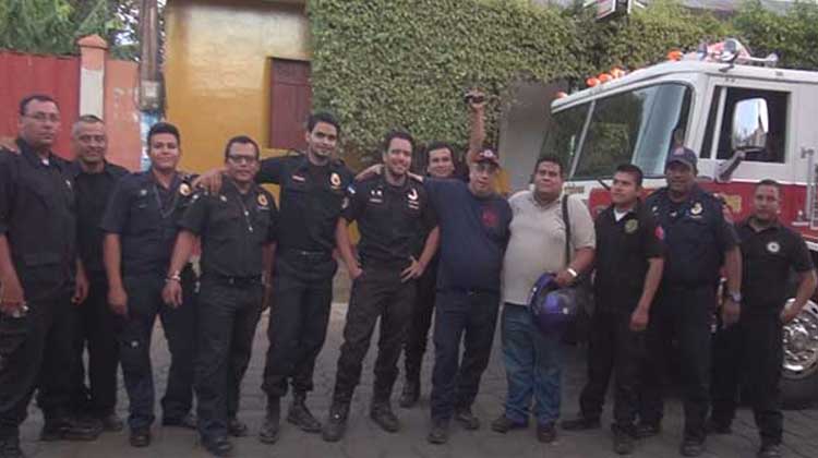 Bomberos Voluntarios de Nindirí recibe donación