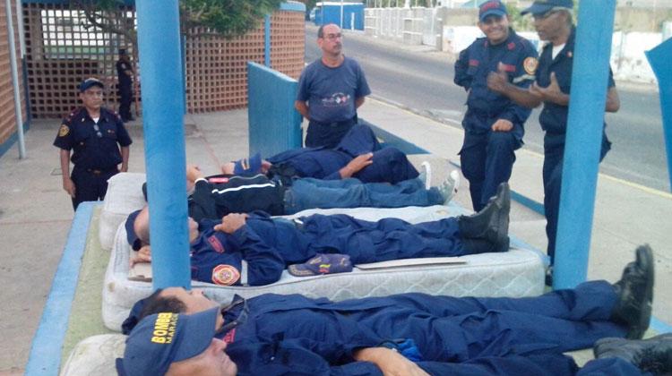 Huelga de hambre del personal jubilado de Bomberos