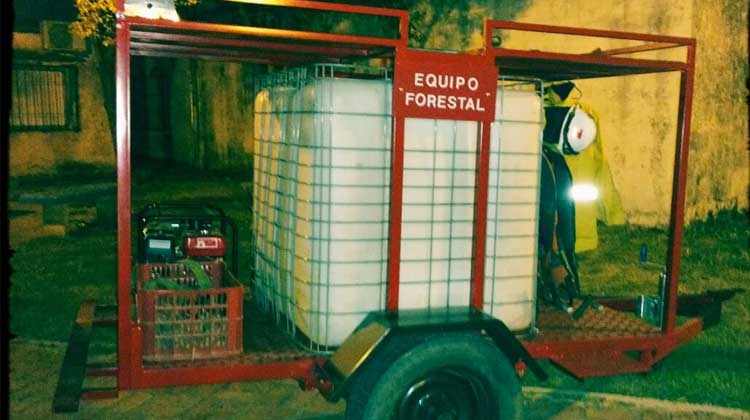 Equipamiento forestal de Bomberos de Santa Rosa de Calchines