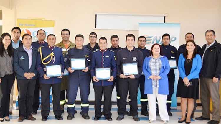 Bomberos de Hualpén y Talcahuano reciben capacitación