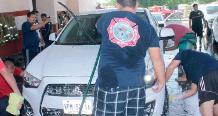 Bomberos de Mazatlán lavarán carros para recaudar fondos