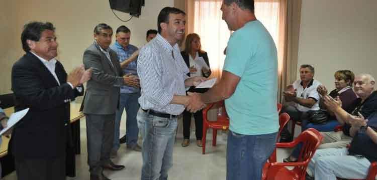 Bomberos Voluntarios de Sunchales recibió aporte de la Provincia