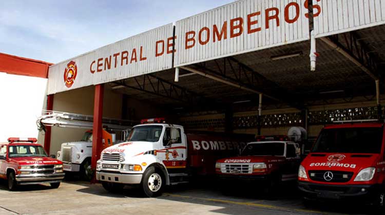 Escocia donará un contenedor de equipamiento a bomberos