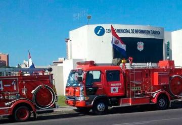 La Embajada de Japón donó 10 vehículos a Bomberos