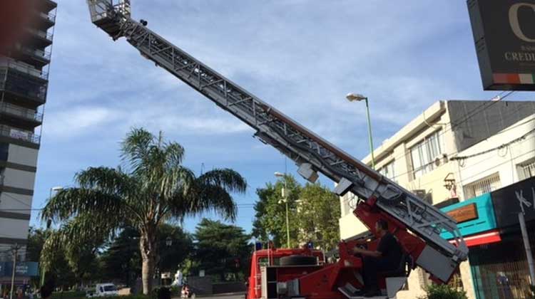 Bomberos y Defensa Civil realizaron un nuevo ejercicio