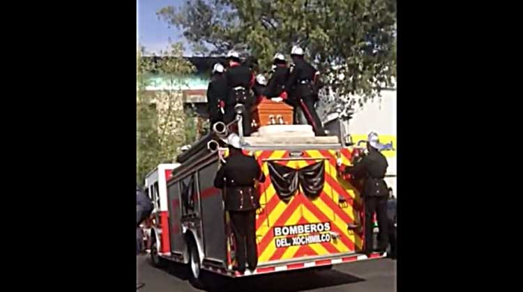 Con ceremonia despiden a bombero caído en Tacubaya