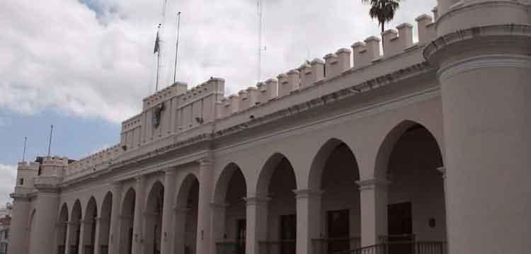 Encuentran droga en la casa de la jefa de Bomberos