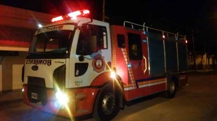 Bomberos de Villa Regina cuenta con un nuevo autobomba