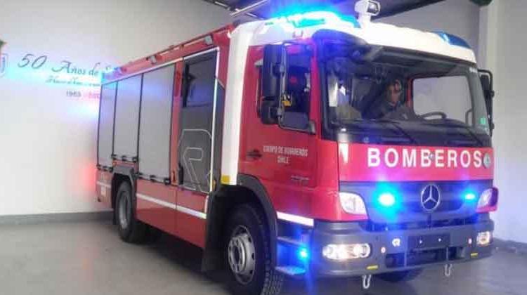 Bomberos de Villa Alemana recibió moderno carro