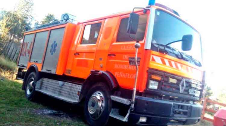 Comunidad de Puerto Fuy recibió Carro de Bomberos reasignado