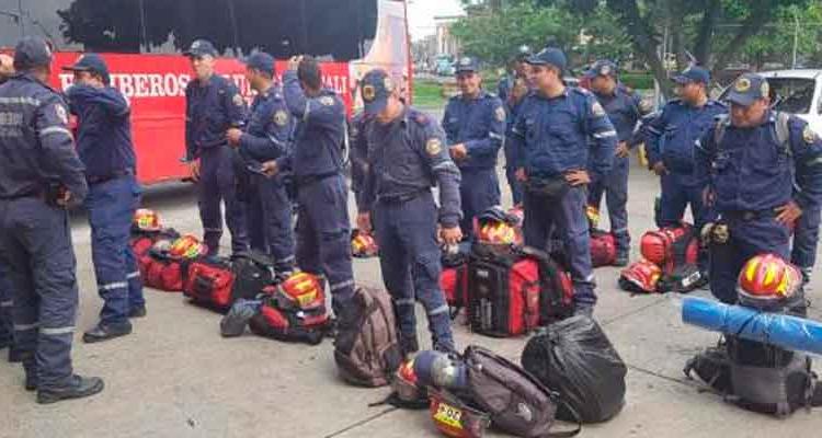 Bomberos de Cali se suman a las labores de búsqueda y rescate