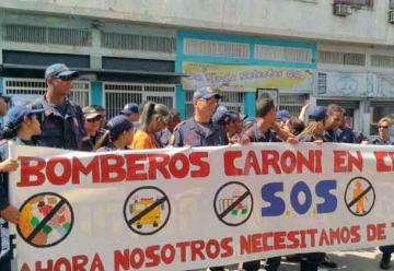 Bomberos protestaron por no contar con ningún vehículo para incendios