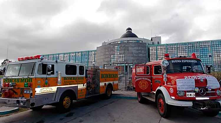 Bomberos vuelven a pedir por la ley de cobertura social