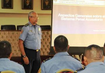 Bomberos se capacitan sobre Sistema Penal Acusatorio