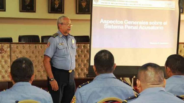 Bomberos se capacitan sobre Sistema Penal Acusatorio