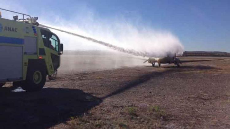 Capacitación en extinción de incendio en Aeronaves