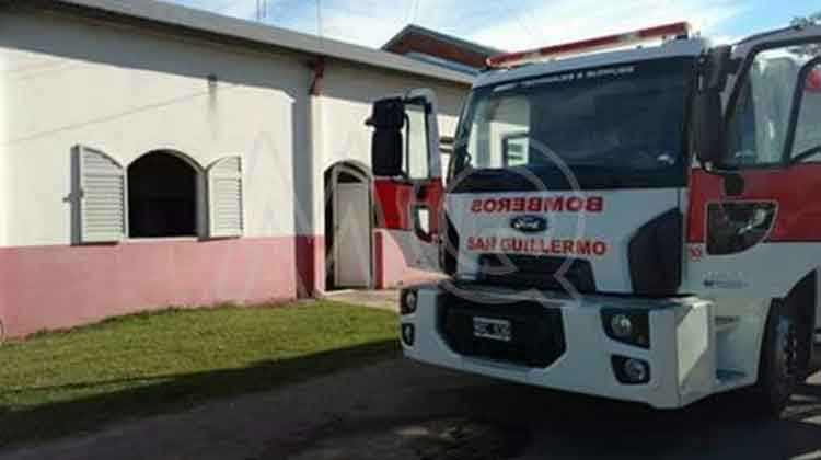 Un bombero habría incendiado el cuartel de Bomberos de San Guillermo