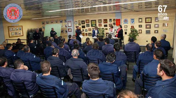 Jornada de vacunación y charla sobre tabaquismo en Olavarria