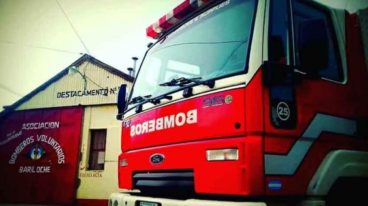 Agredieron a bomberos y policía cuando acudieron a un incendio
