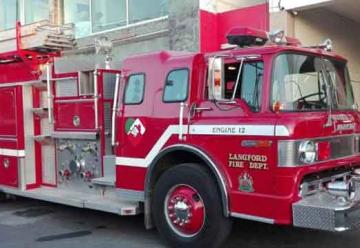 Langford Canadá dona camión de bomberos a Cabo San Lucas