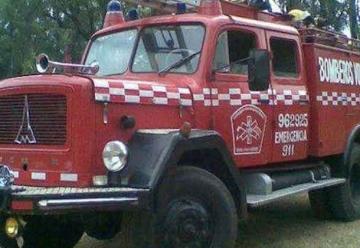 Camion de Bomberos fue bautizado con el nombre de “Sonia”