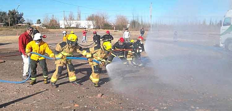 Bomberos de Salto de las Rosas recibirán dos camiones