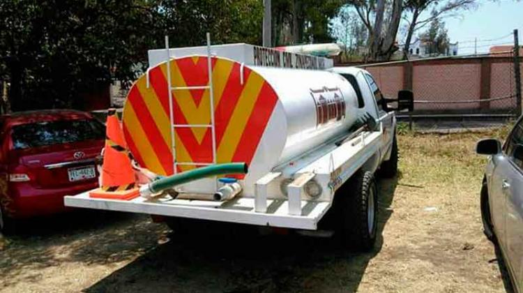Roban bomba de camión de bomberos en Zinapecuaro