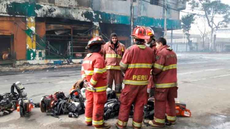 Trabajo pide que empresas brinden facilidades a bomberos