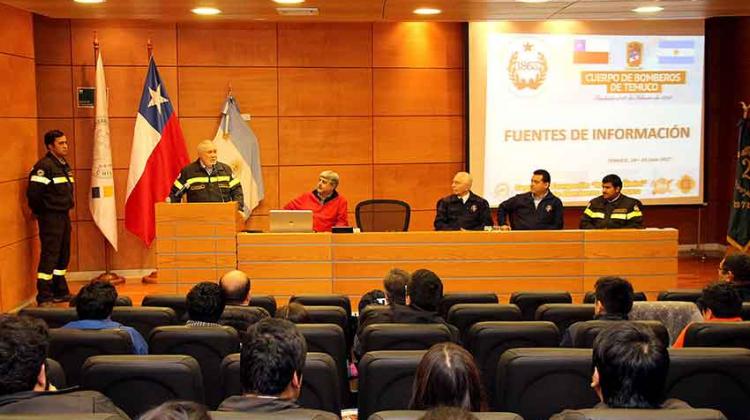 Bomberos de Temuco realizó seminario internacional para trabajo con materiales peligrosos