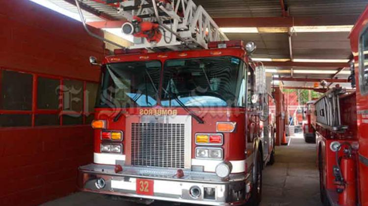 Bomberos venden unidades para hacer frente a sus gastos