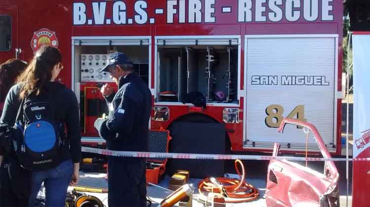 Mas de 1.000 Bomberos Voluntarios del país festejaron su día en Palermo