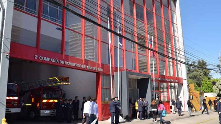 Bomberos de Viña del Mar recibe importante donación