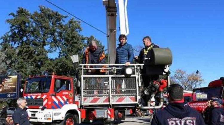 Nuevo camión hidroelevador para los Bomberos de San Isidro