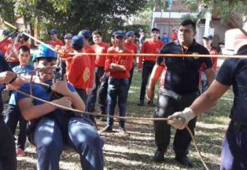Cadetes de Bomberos voluntarios se capacitan en Iguazú