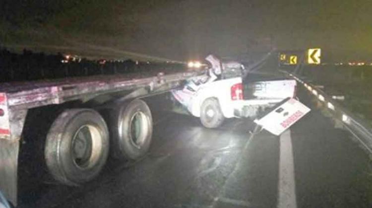 Muere bombero tras ser chocado por trailero que se dio a la fuga