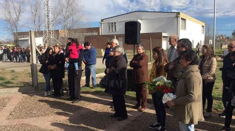 Homenajearon a los Bomberos fallecidos en incendio de Prodinco