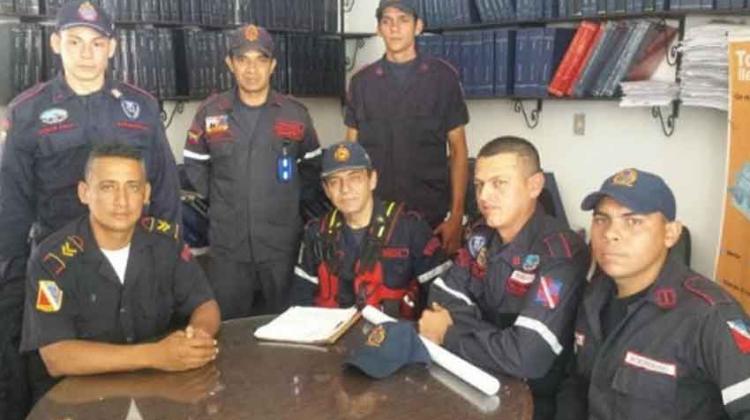 Bomberos de San Cristóbal en crisis y emergencia