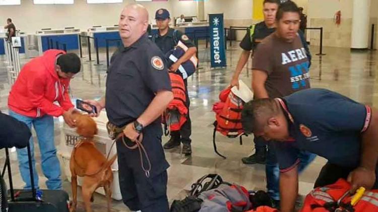 Bomberos rumbo a Texas para brindar ayuda por el paso del huracán Harvey