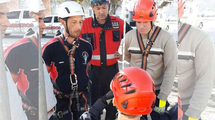 Capacitación en Rescate con Cuerdas Nivel Uno en Chaco Capacitación en Rescate con Cuerdas Nivel Uno en Chaco