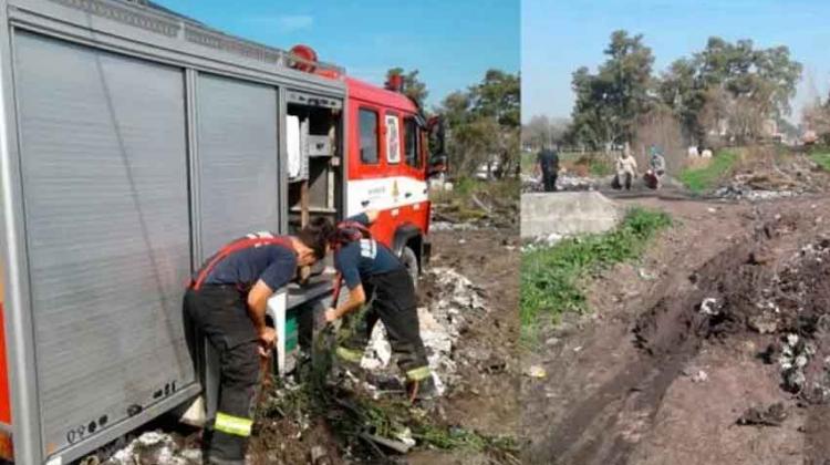 Bomberos quedaron encajados en el barro y no llegaron a un incendio