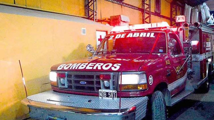 Bomberos del cuartel 2 de Abril suma una unidad de ataque rápido