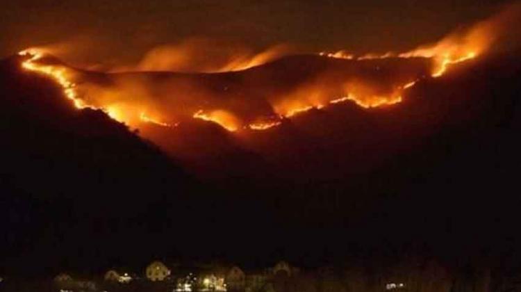 Un incendio forestal de magnitud sacude a Córdoba