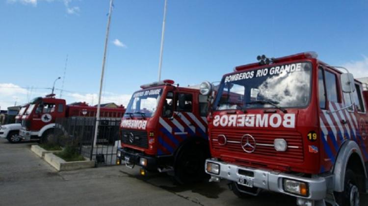 Impulsan una ley para controlar a los Bomberos Voluntarios