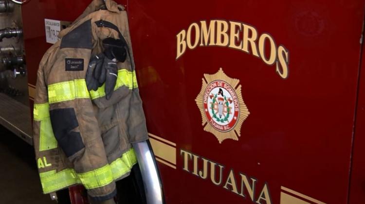 Después de 95 años, Bomberos en Tijuana tienen reglamento